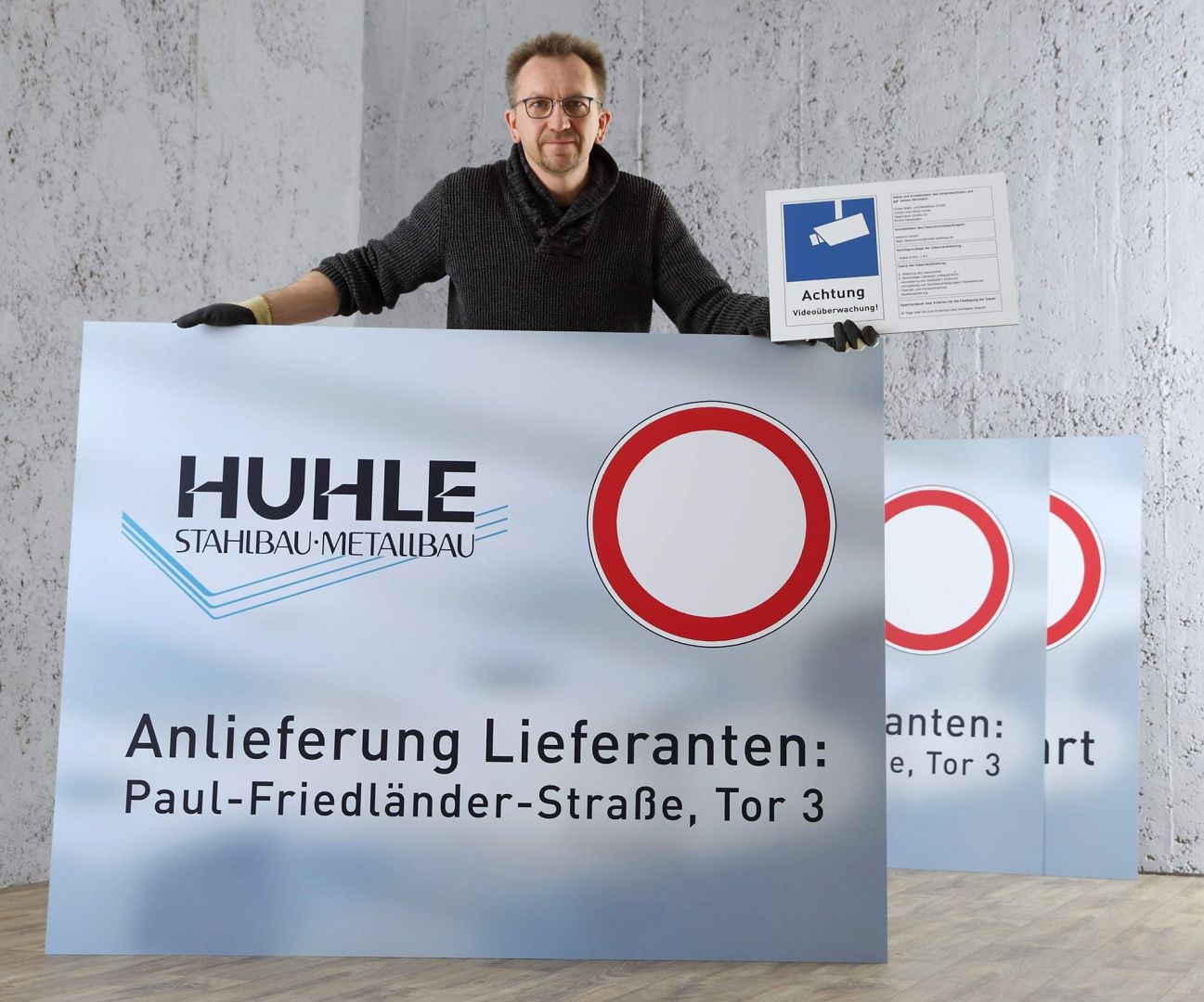 Schilder - von Klein bis Gross